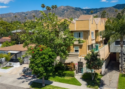 1421 5th Street - Photo 1