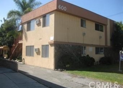 600 E Acacia Avenue - Photo 1
