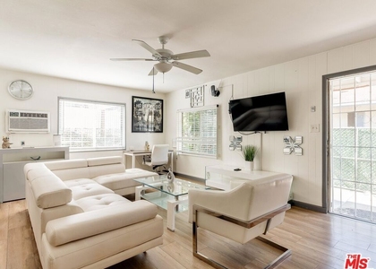 138 S Madison Avenue - Photo 1