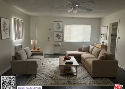 1238 W Adams Boulevard - Photo 1