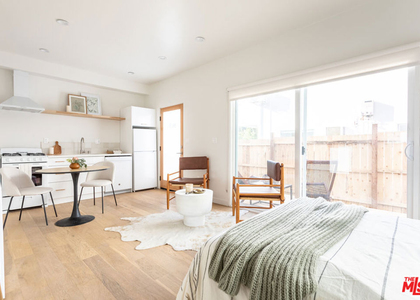 3613 1/4 Bellevue Avenue - Photo 1