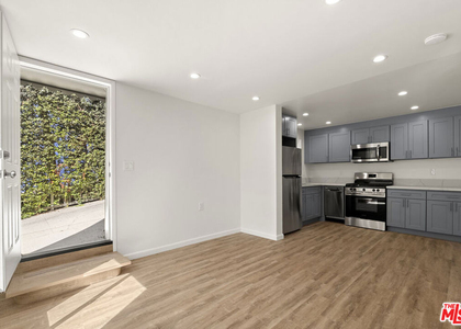 8824 1/2 Harratt Street - Photo 1
