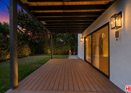 393 Huntley Drive - Photo 1