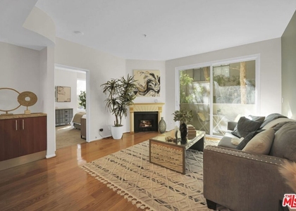 620 S Gramercy Place - Photo 1