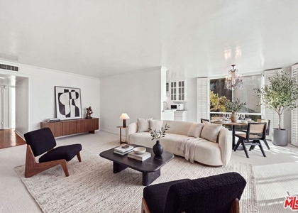 2301 S Beverly Glen Boulevard - Photo 1