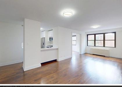 East 16th Street - Photo 1