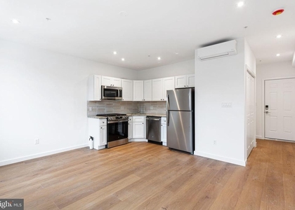 709 S 19th Street - Photo 1