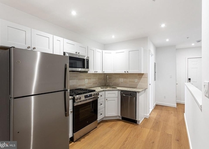 709 S 19th Street - Photo 1