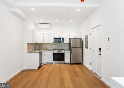 709 S 19th Street - Photo 1