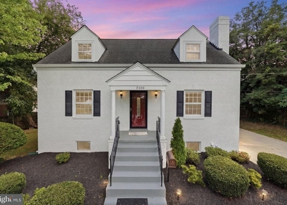 7200 Wells Parkway - Photo 1