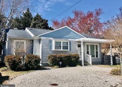 14269 Calvert Street - Photo 1