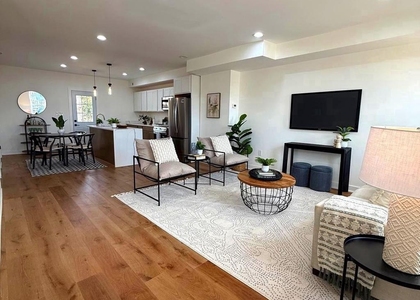 3435 Dupont Avenue - Photo 1