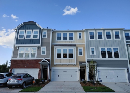 1029 Commack Drive - Photo 1