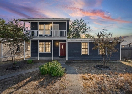 205 Cisneros St - Photo 1