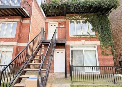 2731 W Polk Street - Photo 1