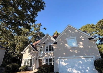 220 Forest Court - Photo 1