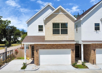 305 Queen Sude Lane - Photo 1
