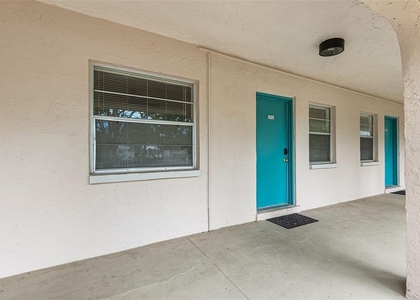 555 62nd Street S - Photo 1