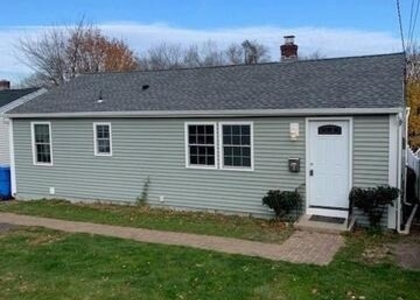 3 Forestville Avenue - Photo 1