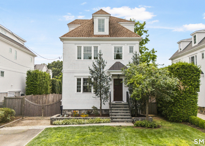 484 Rowland Road - Photo 1