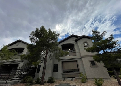 8250 N Grand Canyon Drive - Photo 1