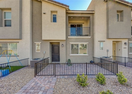 6819 Dark Gunmetal Court - Photo 1