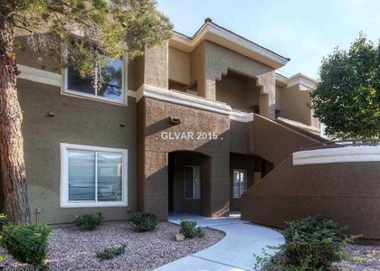8070 W Russell Road - Photo 1