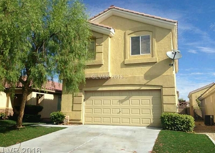 206 Duck Hollow Avenue - Photo 1