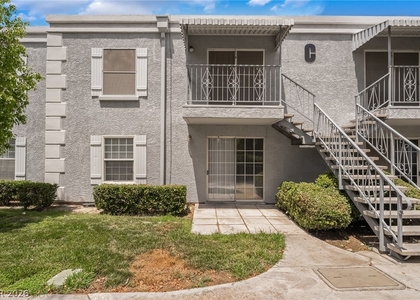 3823 S Maryland Parkway - Photo 1