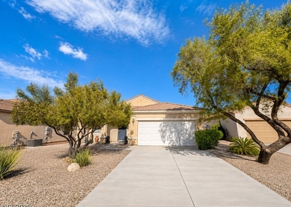 1935 Valley Center Drive - Photo 1