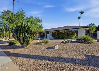 8417 E Via De Sereno -- - Photo 1