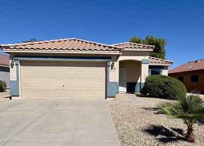 15774 W Watson Lane - Photo 1