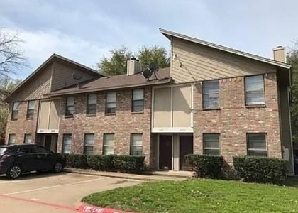 3072 W Sycamore Circle - Photo 1