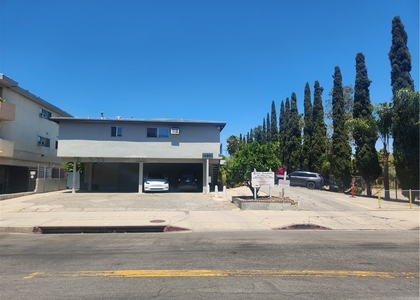 14301 Addison Street - Photo 1