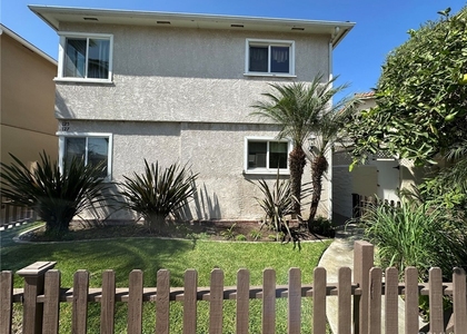 125 Nieto Avenue - Photo 1