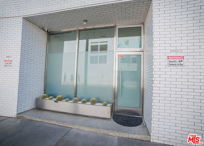 8 Brooks Avenue - Photo 1