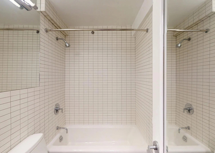 222 East 39th Street - Photo 1