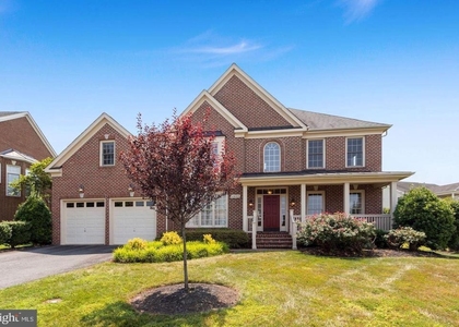 8409 Link Hills Loop - Photo 1