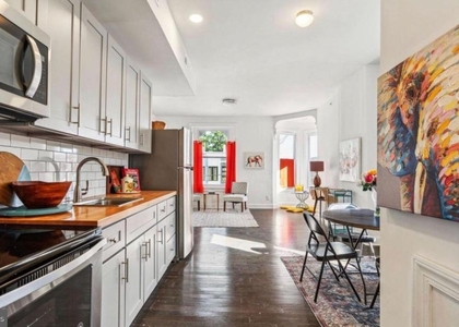 2814 W Oxford Street - Photo 1