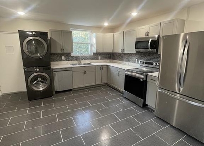 213 W Baltimore Avenue - Photo 1