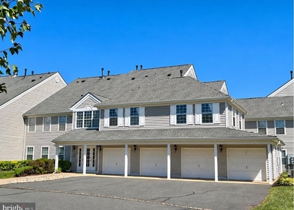 914 Eagles Chase Drive - Photo 1