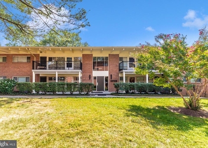 3411 University Boulevard W - Photo 1