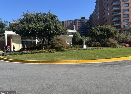4201 Cathedral Avenue Nw - Photo 1