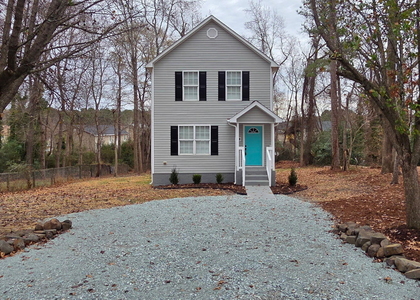 110 N Woodcrest Street - Photo 1
