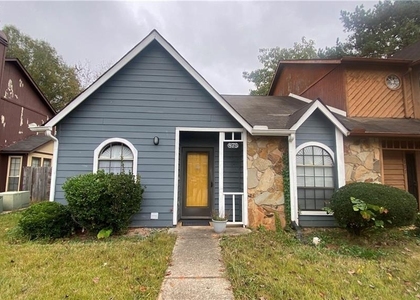 875 Heritage Oaks Drive - Photo 1
