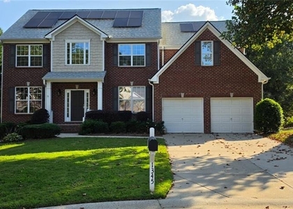 1345 Skymist Way - Photo 1
