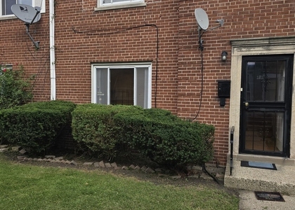 1813 W Norwood Street - Photo 1
