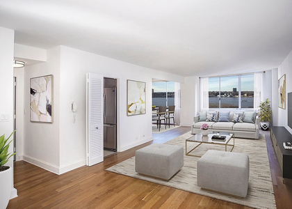 424 West End Avenue - Photo 1
