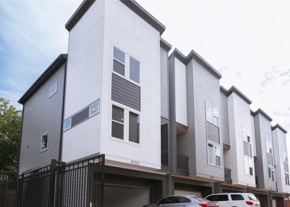 6728 Peerless Street - Photo 1