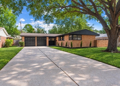2303 Willowby - Photo 1
